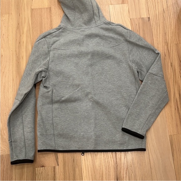 Nike Tech zip up sweater - Picture 4 of 11